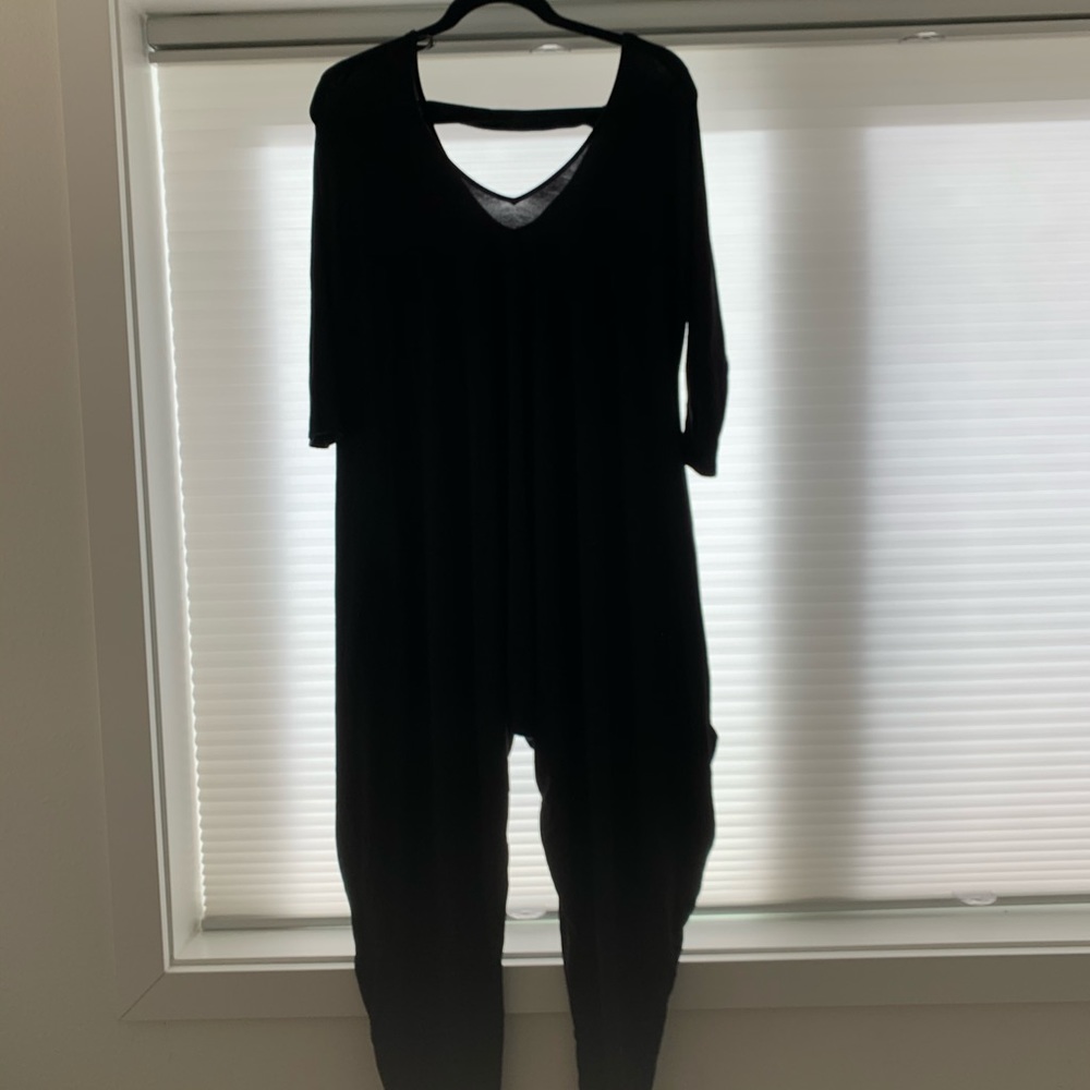 Harem jumpsuit, black stretchy.